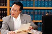 Attorneys & Lawyers