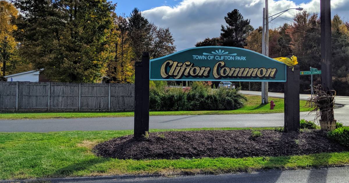 Clifton Common sign at entrance
